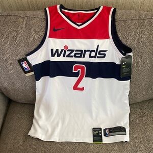 Wizards Mike Hall jersey.